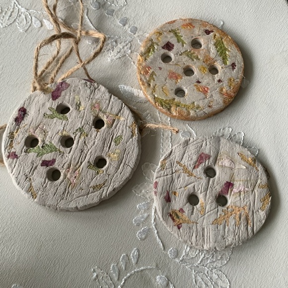 🌸Handmade Flower Sterm Holder( A Set of 3) - Picture 6 of 11